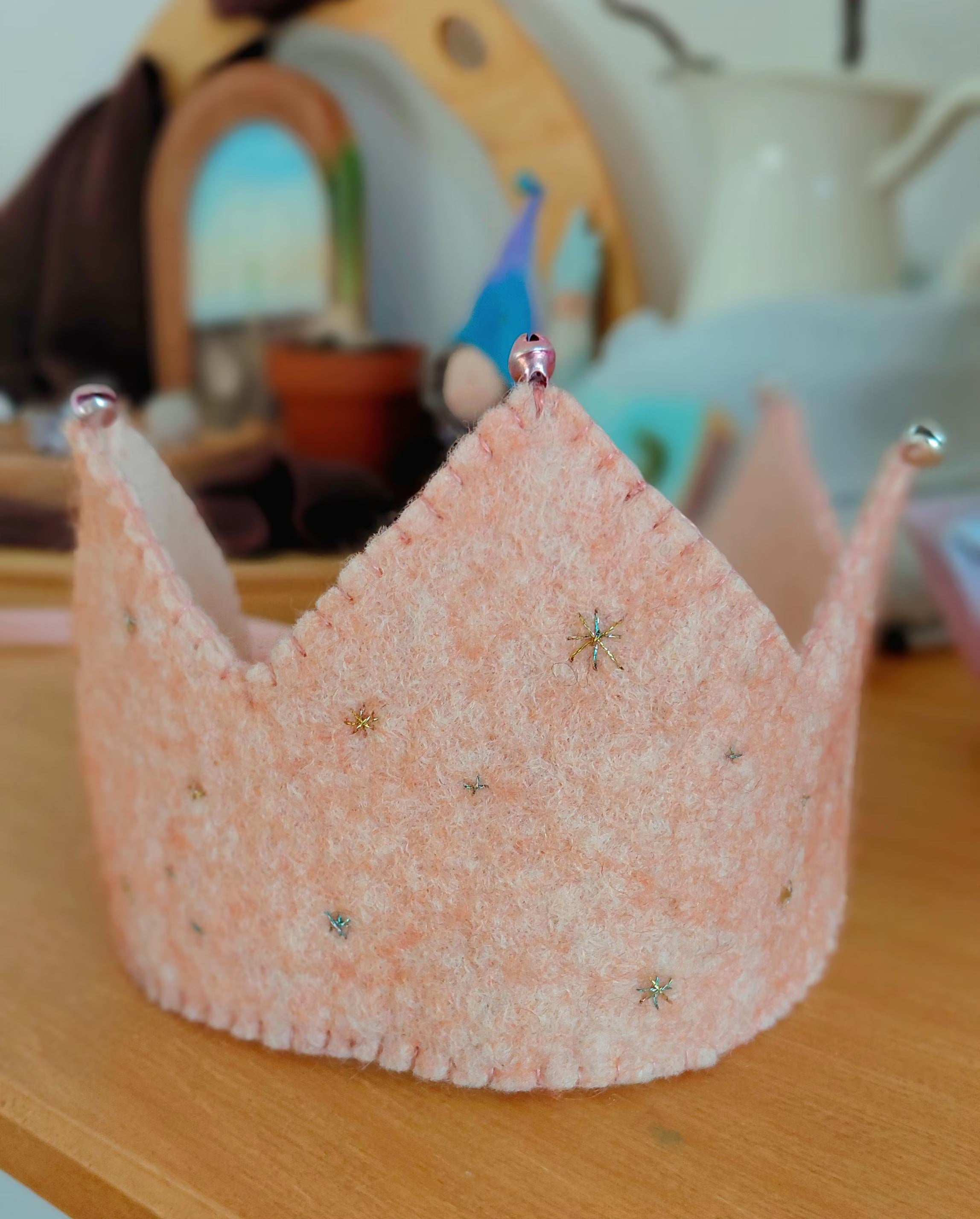 Woollen Crown