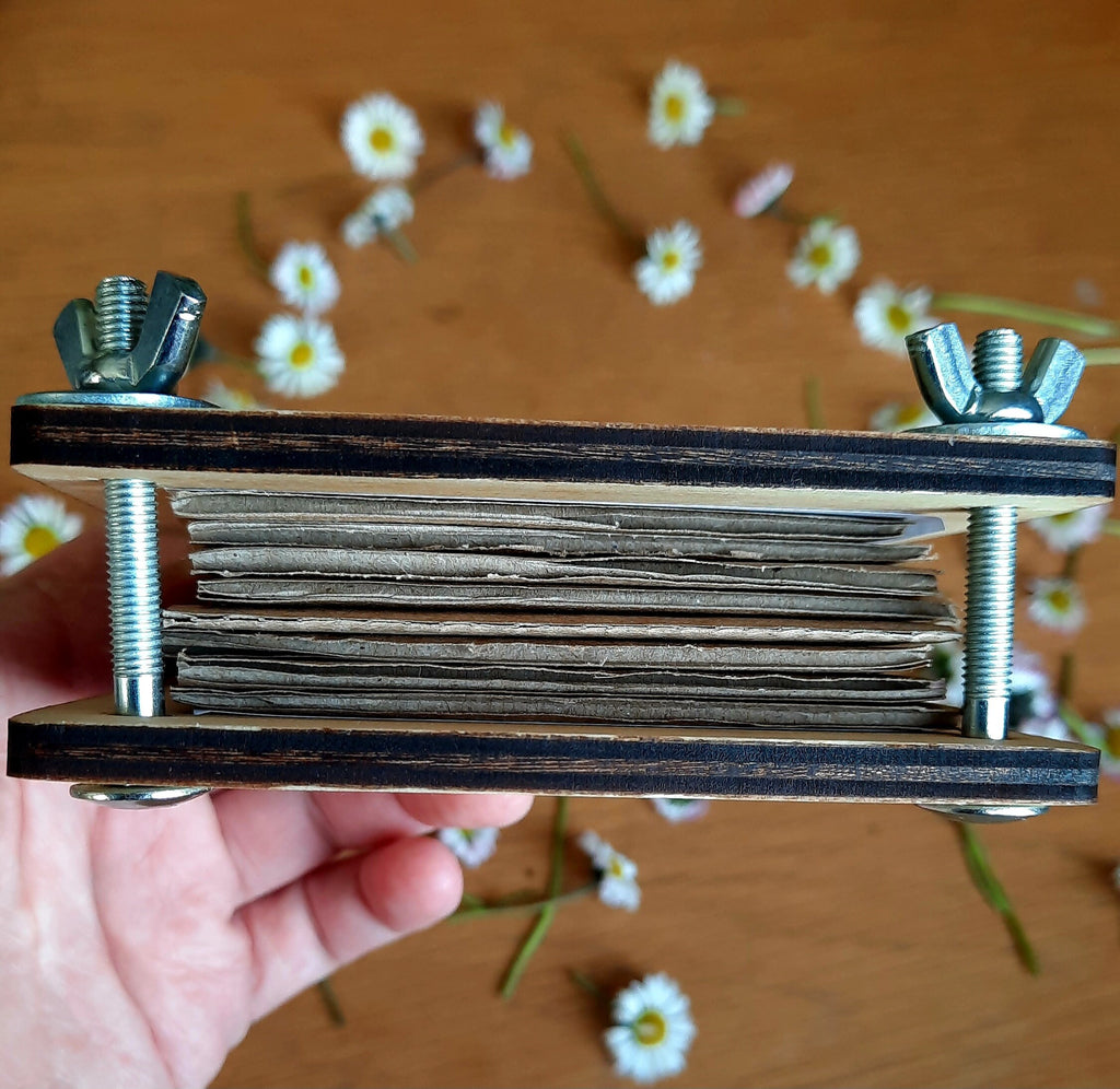Pocket Flower Press - personalised (optional)