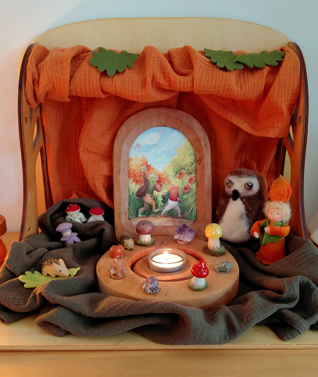 Seasonal table large - Waldorf Celebrations